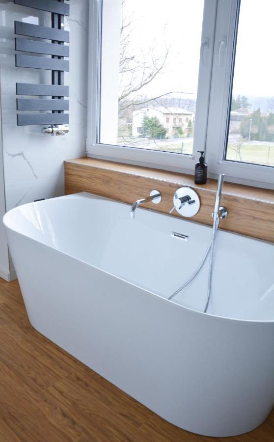 Luxury Apartment With Private Sauna Pod Javorovym トゥジネッツ エクステリア 写真